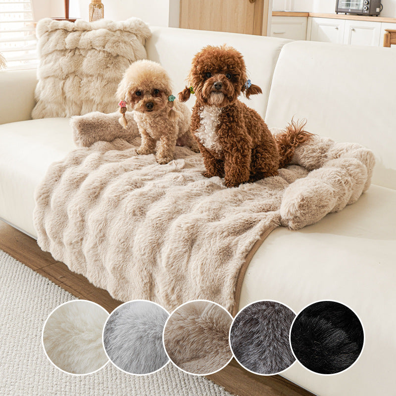 Beige winter plush pet rest mat